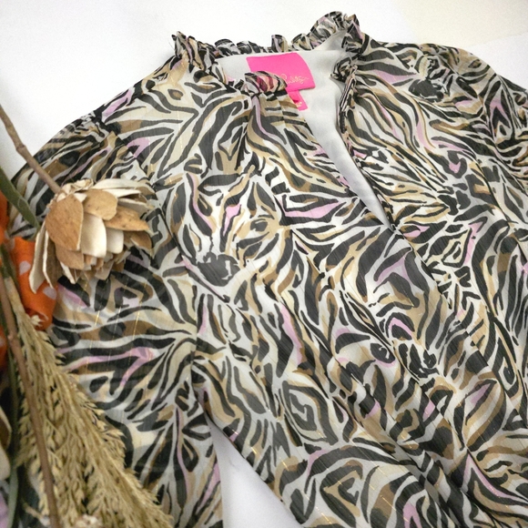 New Lilly Pulitzer Pink Tiger Print Gold Metallic Striped Sheer Maxi Dress Sz 2 - Picture 2 of 13